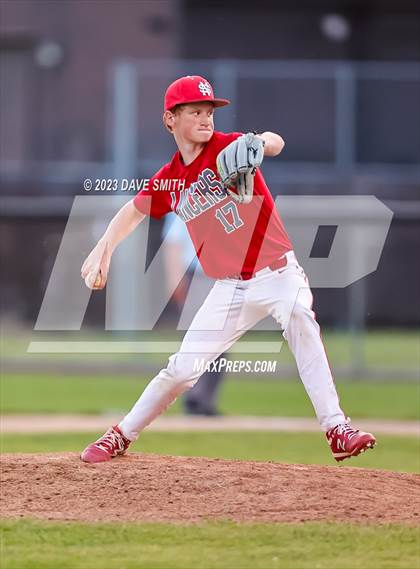 Thumbnail 1 in North Scott @ Dubuque Senior photogallery.