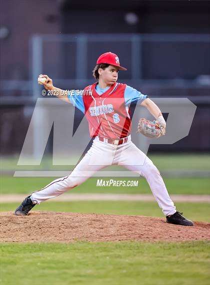 Thumbnail 1 in North Scott @ Dubuque Senior photogallery.