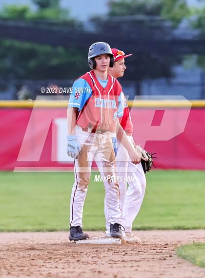 Thumbnail 1 in North Scott @ Dubuque Senior photogallery.