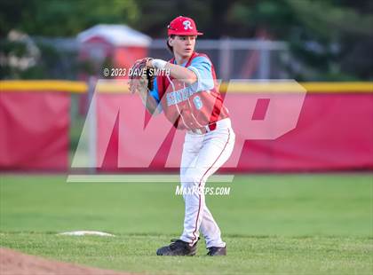 Thumbnail 3 in North Scott @ Dubuque Senior photogallery.