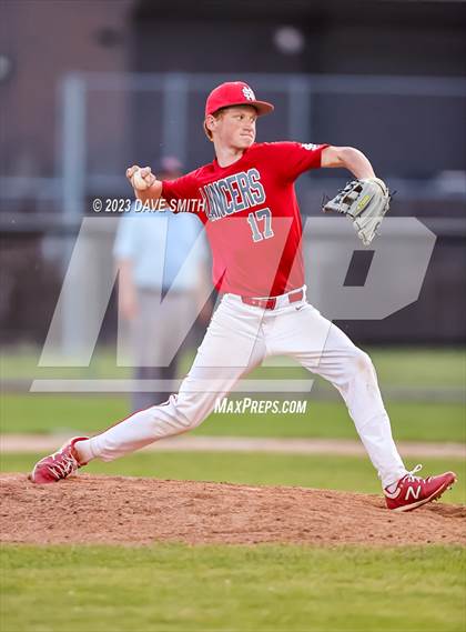 Thumbnail 3 in North Scott @ Dubuque Senior photogallery.