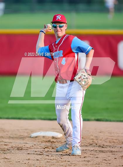 Thumbnail 3 in North Scott @ Dubuque Senior photogallery.