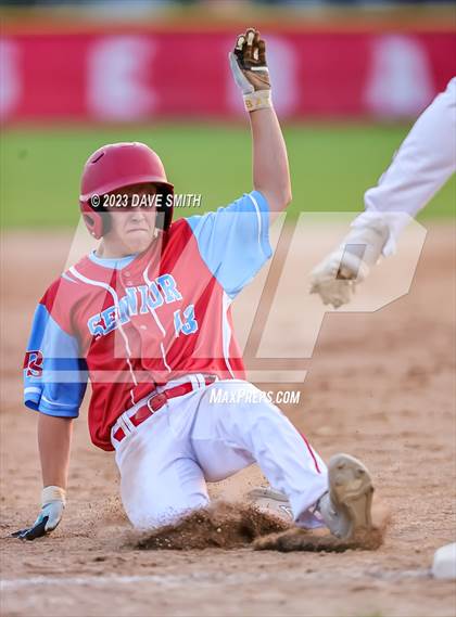 Thumbnail 3 in North Scott @ Dubuque Senior photogallery.