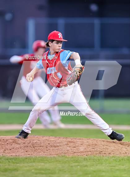 Thumbnail 1 in North Scott @ Dubuque Senior photogallery.