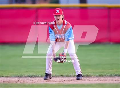 Thumbnail 2 in North Scott @ Dubuque Senior photogallery.