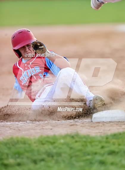 Thumbnail 3 in North Scott @ Dubuque Senior photogallery.