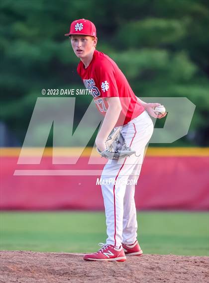 Thumbnail 1 in North Scott @ Dubuque Senior photogallery.