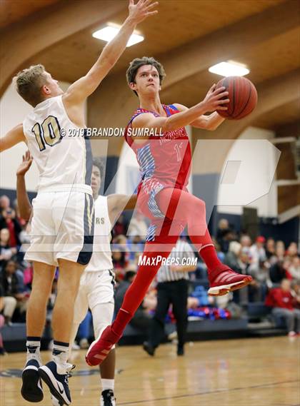 Thumbnail 1 in Jemison vs. Verbena (Chilton County Tournament) photogallery.