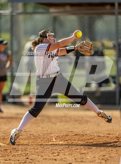 Thumbnail 1 in Hastings vs. Grand Island photogallery.