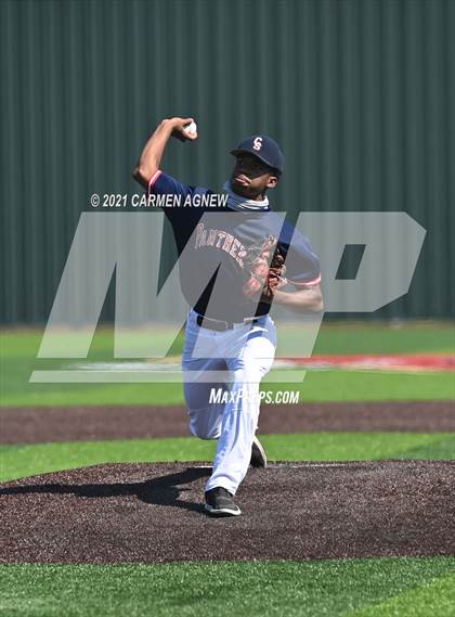 Thumbnail 3 in Cypress Woods vs Cypress Springs photogallery.