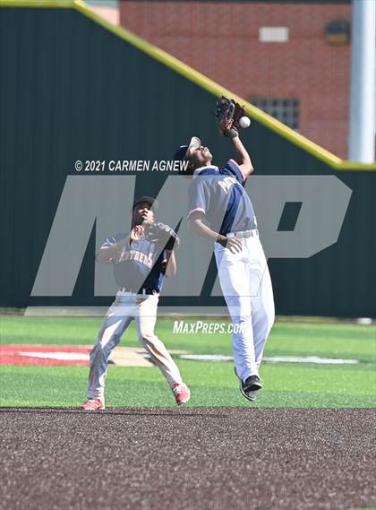 Thumbnail 3 in Cypress Woods vs Cypress Springs photogallery.