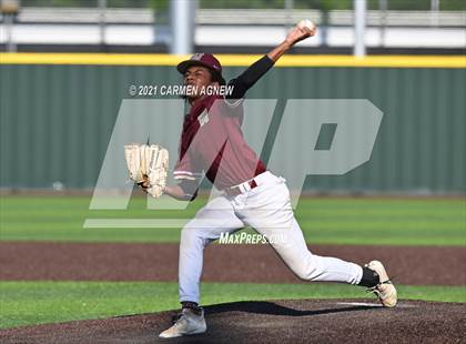 Thumbnail 3 in Cypress Woods vs Cypress Springs photogallery.