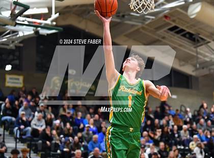Thumbnail 2 in Richland @ Tahoma (WIAA 4A Round 1) photogallery.