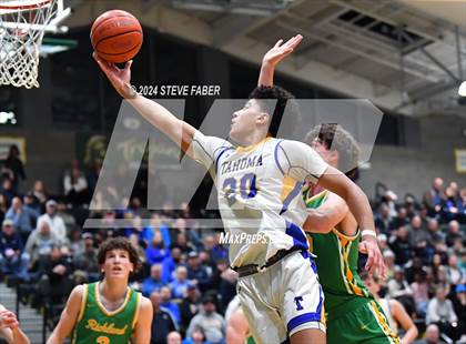 Thumbnail 2 in Richland @ Tahoma (WIAA 4A Round 1) photogallery.