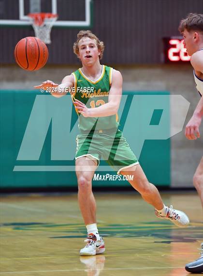 Thumbnail 2 in Richland @ Tahoma (WIAA 4A Round 1) photogallery.