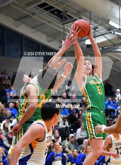 Thumbnail 3 in Richland @ Tahoma (WIAA 4A Round 1) photogallery.