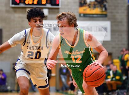 Thumbnail 3 in Richland @ Tahoma (WIAA 4A Round 1) photogallery.