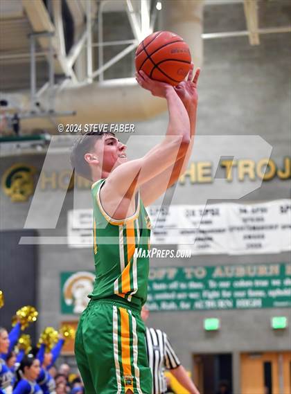 Thumbnail 1 in Richland @ Tahoma (WIAA 4A Round 1) photogallery.