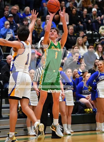 Thumbnail 1 in Richland @ Tahoma (WIAA 4A Round 1) photogallery.