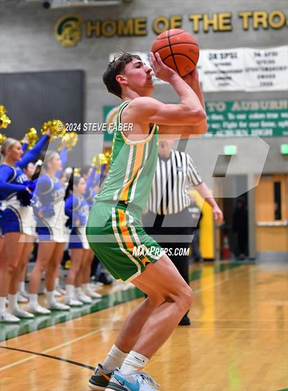 Thumbnail 3 in Richland @ Tahoma (WIAA 4A Round 1) photogallery.