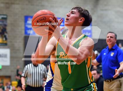 Thumbnail 3 in Richland @ Tahoma (WIAA 4A Round 1) photogallery.