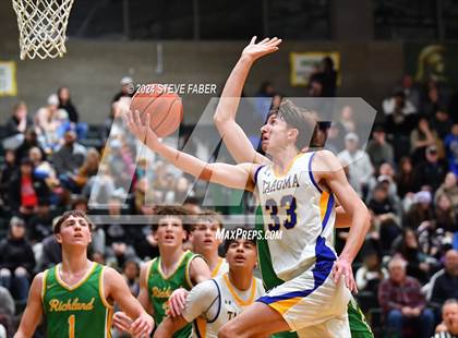 Thumbnail 2 in Richland @ Tahoma (WIAA 4A Round 1) photogallery.