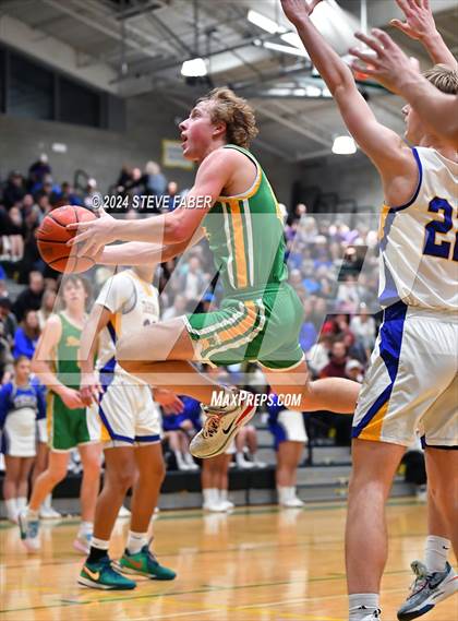Thumbnail 2 in Richland @ Tahoma (WIAA 4A Round 1) photogallery.