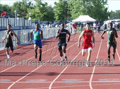 Thumbnail 1 in CIF CS Yosemite Area Finals (100m Dash) photogallery.