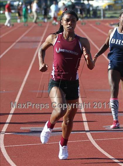 Thumbnail 2 in CIF CS Yosemite Area Finals (100m Dash) photogallery.