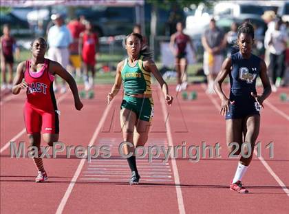 Thumbnail 3 in CIF CS Yosemite Area Finals (100m Dash) photogallery.