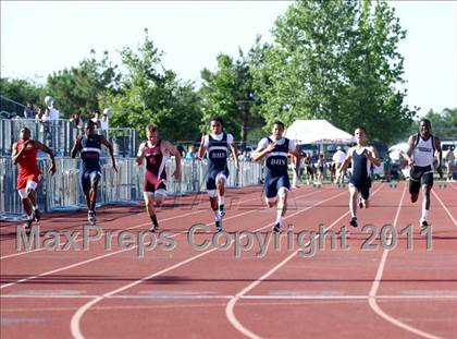 Thumbnail 3 in CIF CS Yosemite Area Finals (100m Dash) photogallery.