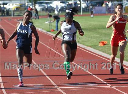 Thumbnail 3 in CIF CS Yosemite Area Finals (100m Dash) photogallery.