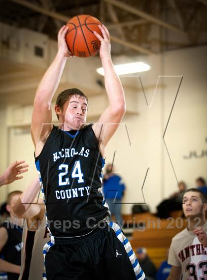 Thumbnail 3 in Nicholas County vs Ludlow (Lloyd Memorial Tournament) photogallery.