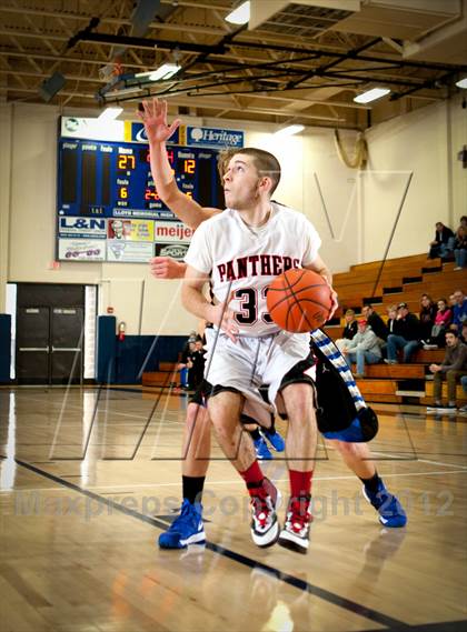 Thumbnail 3 in Nicholas County vs Ludlow (Lloyd Memorial Tournament) photogallery.