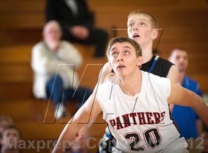 Thumbnail 3 in Nicholas County vs Ludlow (Lloyd Memorial Tournament) photogallery.