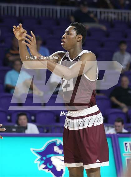 Thumbnail 3 in St. Anthony vs. Hillcrest Prep (City of Palms Classic) photogallery.