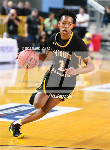 Thumbnail 1 in Salpointe Catholic vs. Peoria (AIA 4A Final) photogallery.
