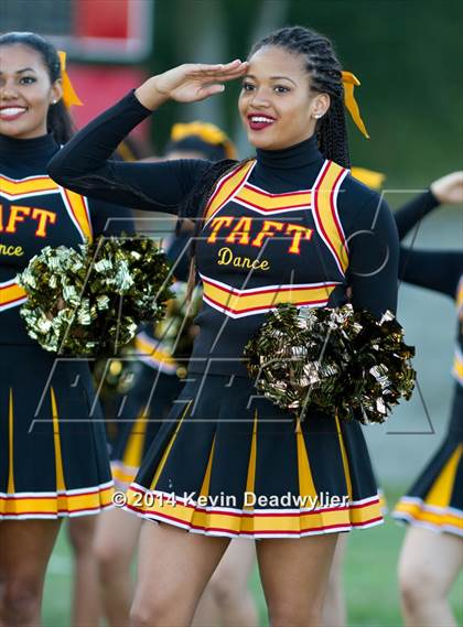 Thumbnail 2 in Canoga Park @ Taft photogallery.