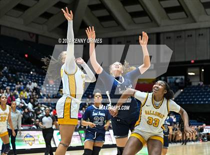 Thumbnail 3 in St. Francis vs. Galloway (GHSA A Division 1 Championship) photogallery.