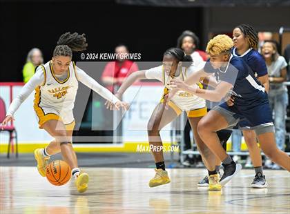 Thumbnail 2 in St. Francis vs. Galloway (GHSA A Division 1 Championship) photogallery.