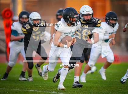 Thumbnail 1 in Highland @ Basha photogallery.