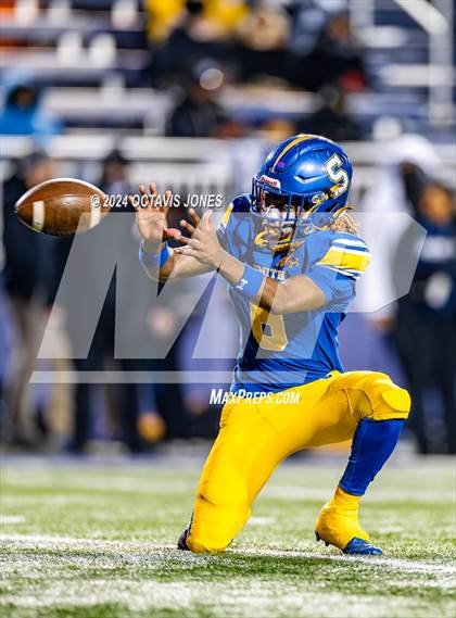 Thumbnail 3 in James Madison @ Oscar Smith  (VHSL Class 6 Final) photogallery.