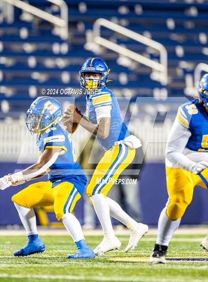 Thumbnail 3 in James Madison @ Oscar Smith  (VHSL Class 6 Final) photogallery.