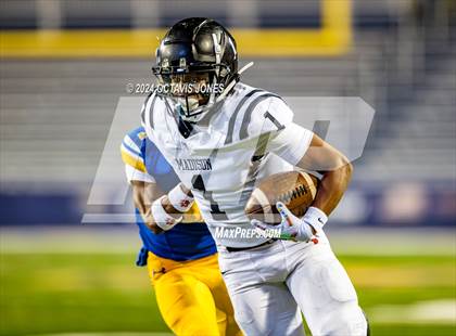 Thumbnail 3 in James Madison @ Oscar Smith  (VHSL Class 6 Final) photogallery.