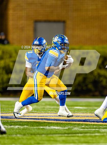 Thumbnail 3 in James Madison @ Oscar Smith  (VHSL Class 6 Final) photogallery.