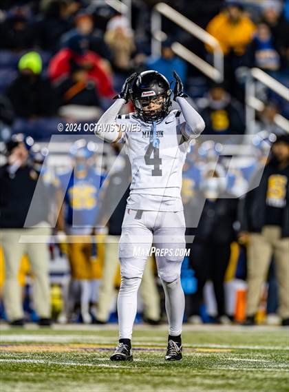 Thumbnail 2 in James Madison @ Oscar Smith  (VHSL Class 6 Final) photogallery.