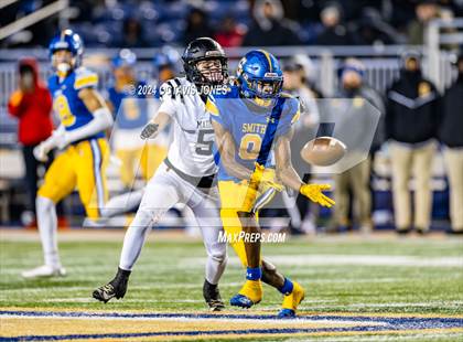 Thumbnail 3 in James Madison @ Oscar Smith  (VHSL Class 6 Final) photogallery.