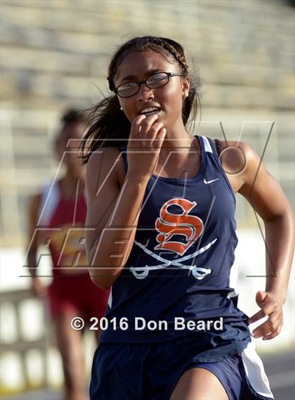 Thumbnail 2 in CFV Girls Track Meet photogallery.