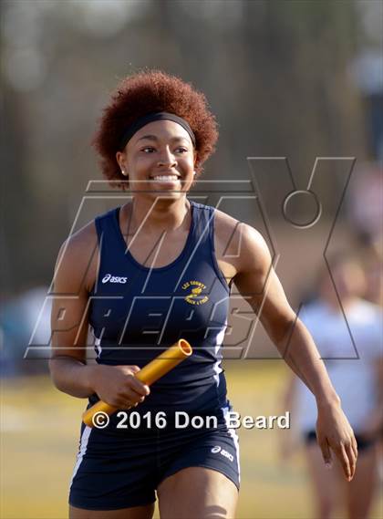 Thumbnail 1 in CFV Girls Track Meet photogallery.