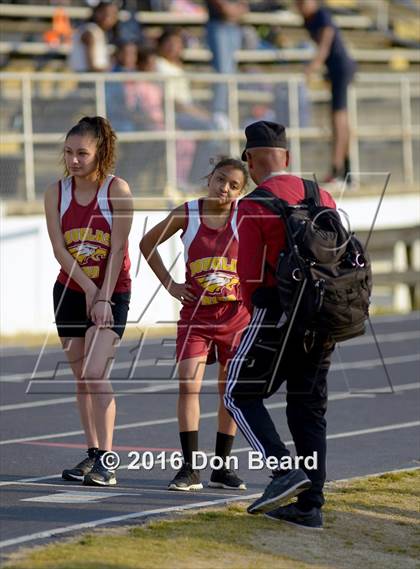 Thumbnail 3 in CFV Girls Track Meet photogallery.